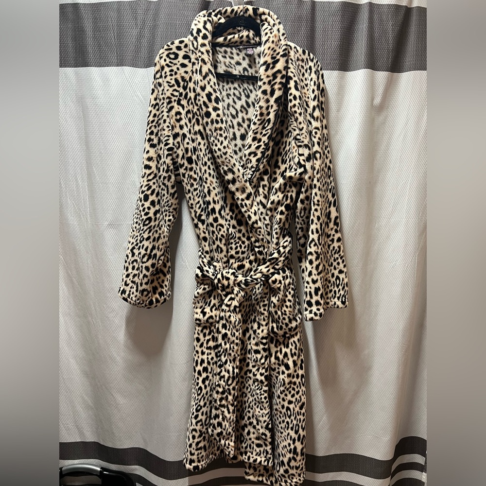 Victoria’s Secret plush robe